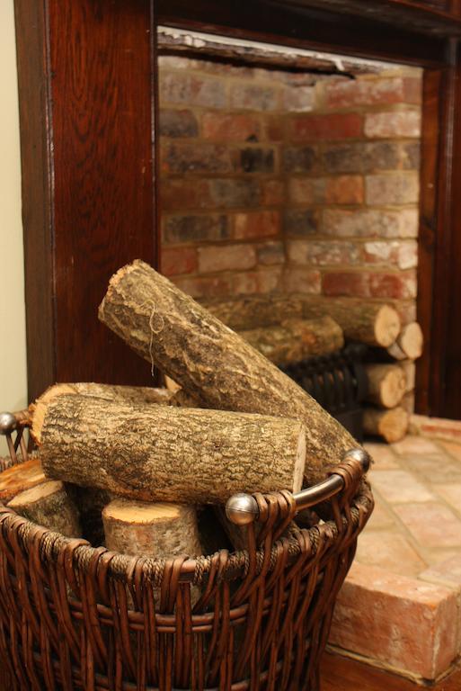 The Bear Hotel By Greene King Inns Hungerford Exteriör bild