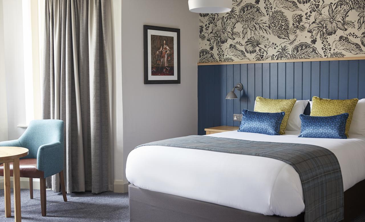 The Bear Hotel By Greene King Inns Hungerford Exteriör bild