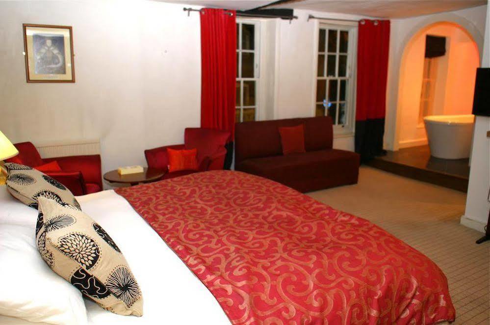 The Bear Hotel By Greene King Inns Hungerford Exteriör bild
