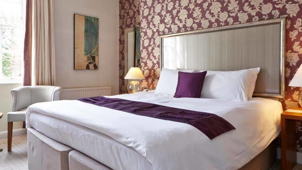 The Bear Hotel By Greene King Inns Hungerford Exteriör bild